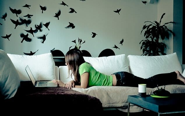 Шесть ошибок при поклейке обоев в Израиле