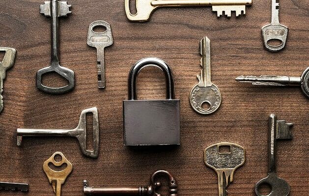 установка-замков-в-израиле