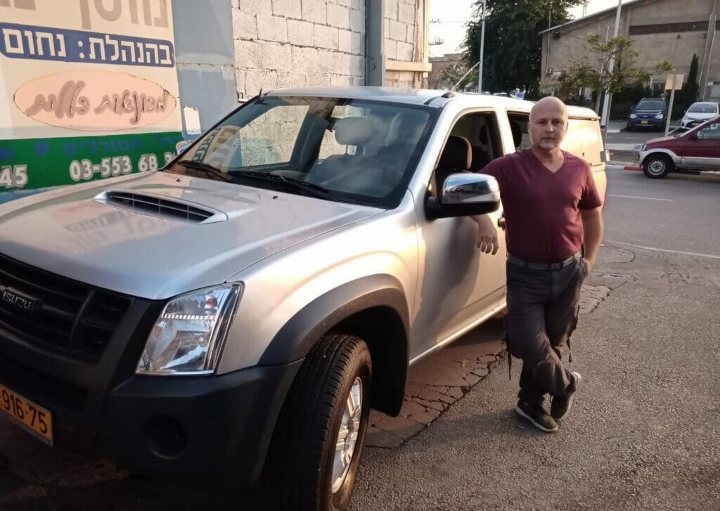 Плотник в Израиле