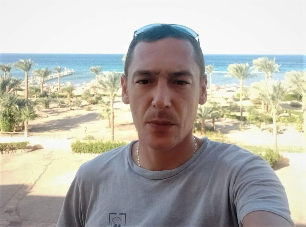 Наклейки и фотообои в израиле